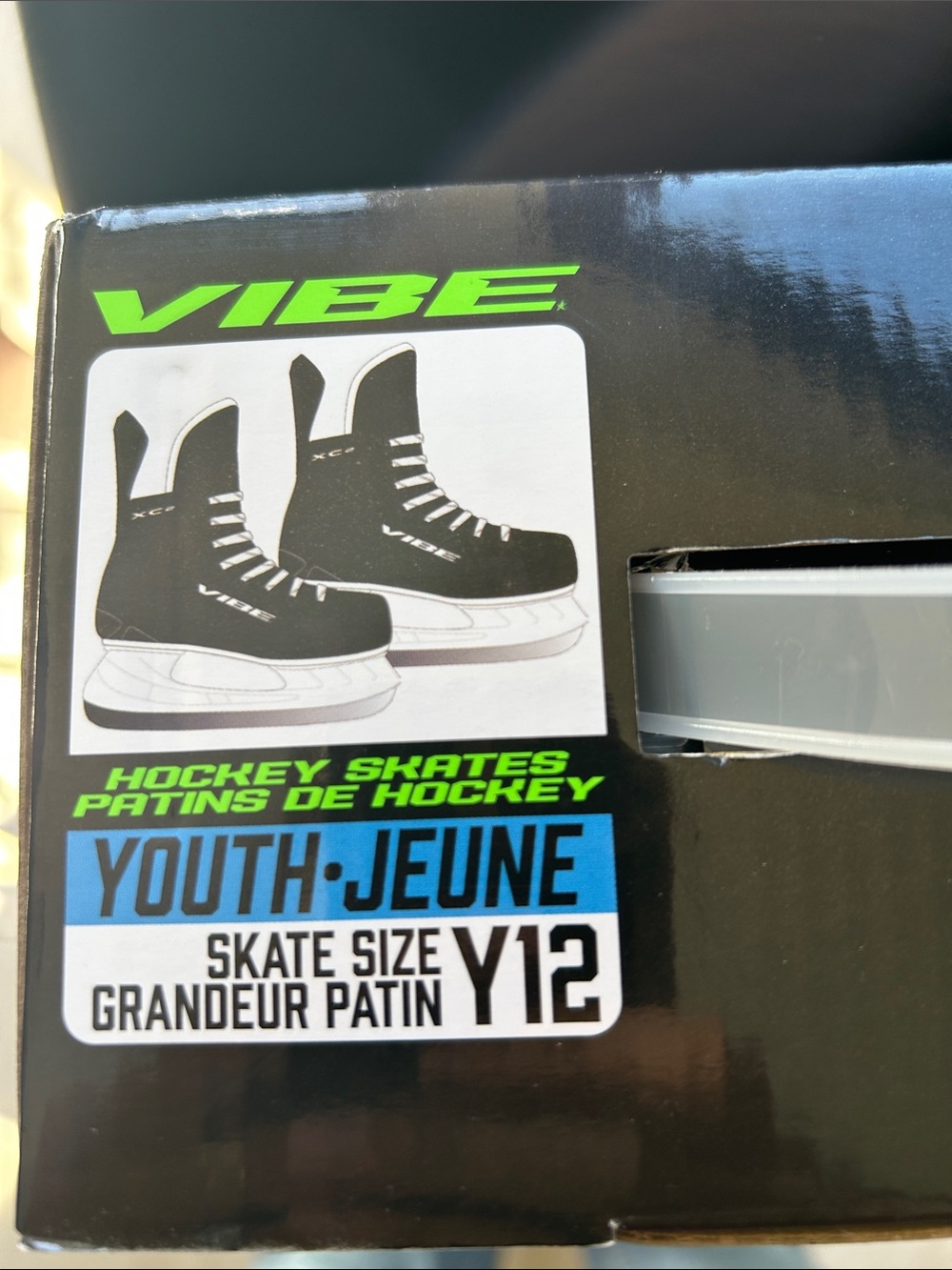 NWT 🆕 Vibe Kids Ice Hockey Skates size Y12 / Sealed